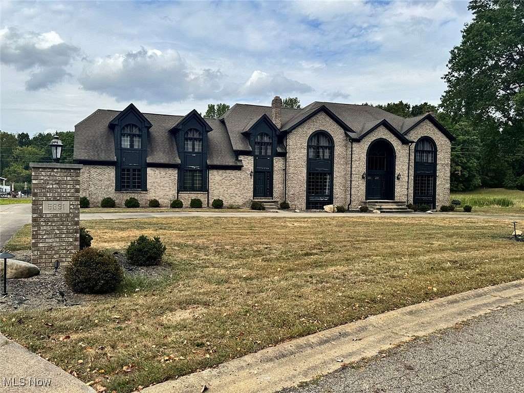 1.58 Acres of Residential Land with Home for Sale in Canton, Ohio