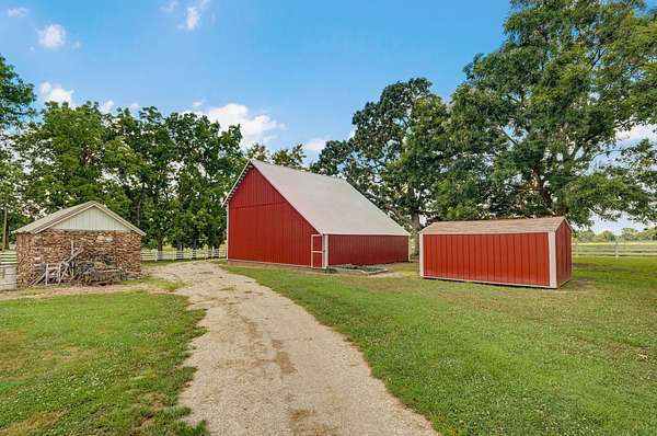 2.26 Acres of Residential Land with Home for Sale in Mount Vernon, Missouri