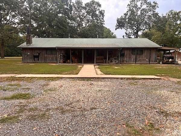 120 Acres of Recreational Land with Home for Sale in DeWitt, Arkansas