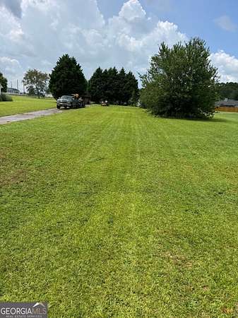 1 Acre of Residential Land for Sale in Williamson, Georgia