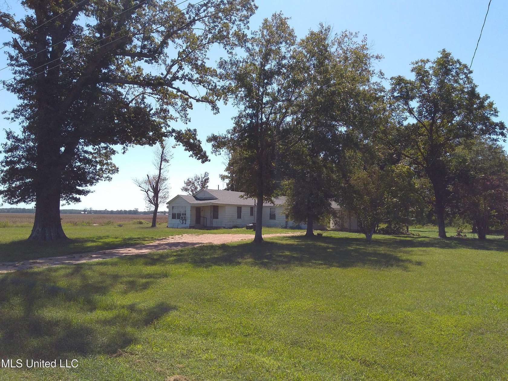 2 Acres of Residential Land with Home for Sale in Indianola, Mississippi