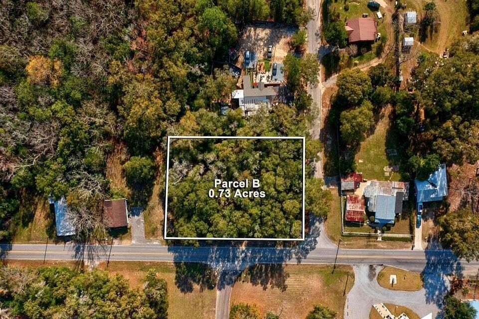 5 Acres of Mixed-Use Land for Sale in DeFuniak Springs, Florida