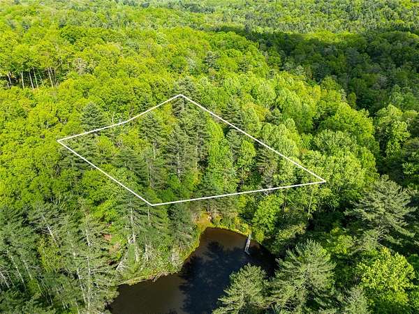 1.48 Acres of Residential Land for Sale in Cashiers, North Carolina