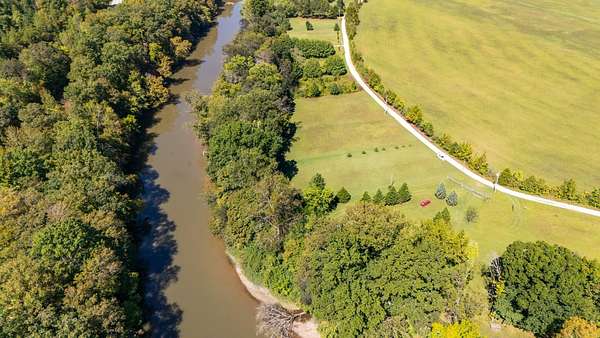 0.97 Acres of Residential Land for Sale in Hohenwald, Tennessee