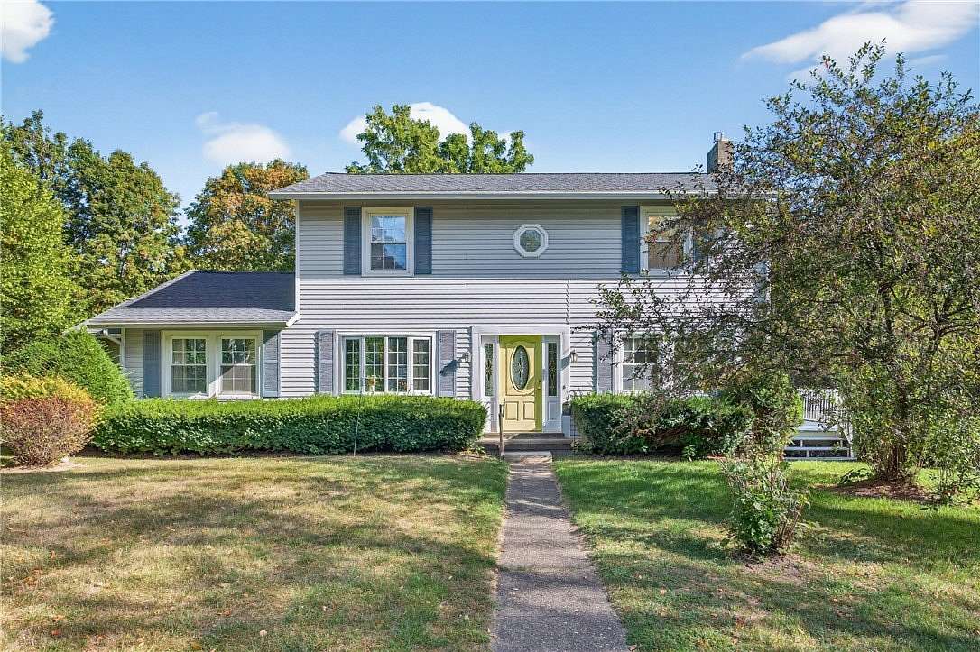 1.5 Acres of Residential Land with Home for Sale in Penn Yan, New York