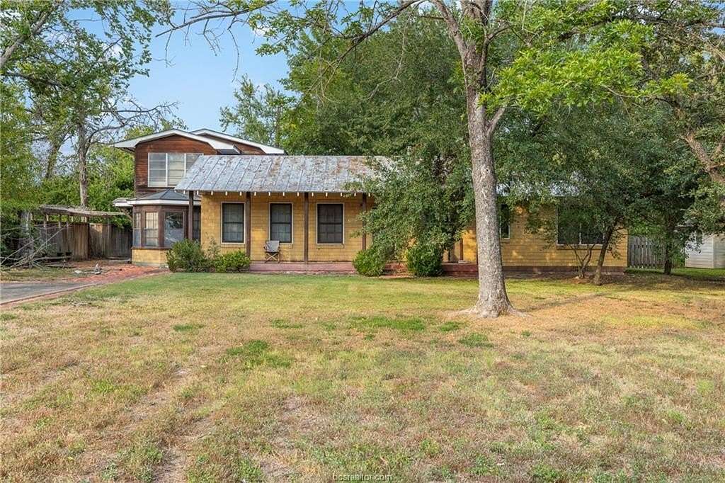 0.33 Acres of Mixed-Use Land for Sale in College Station, Texas