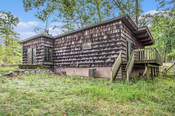 28.5 Acres of Land with Home for Sale in Battle Creek, Michigan