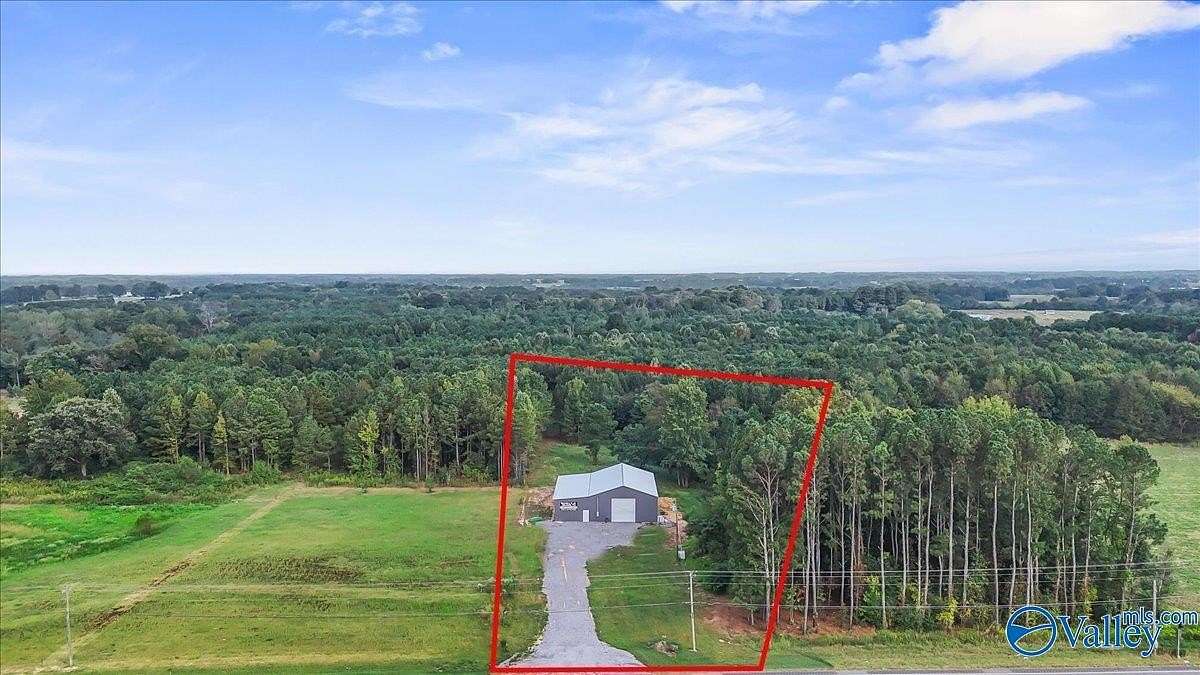 3 Acres of Commercial Land for Sale in Crossville, Alabama