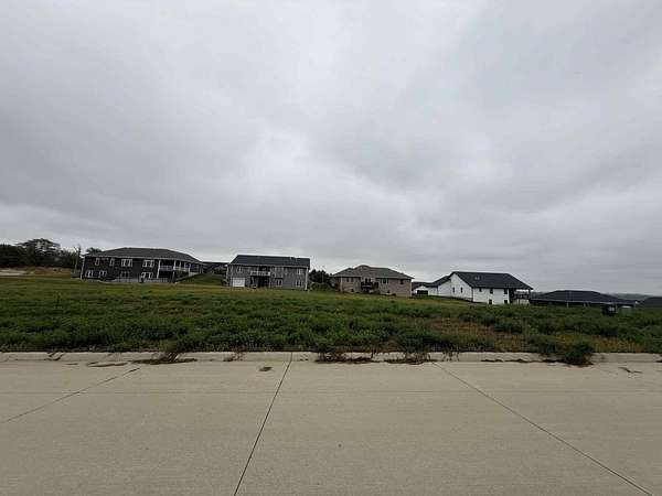 0.29 Acres of Residential Land for Sale in Dubuque, Iowa