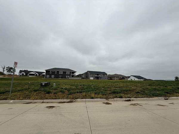 0.27 Acres of Residential Land for Sale in Dubuque, Iowa