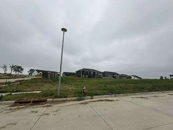 0.34 Acres of Residential Land for Sale in Dubuque, Iowa