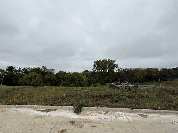 0.29 Acres of Residential Land for Sale in Dubuque, Iowa