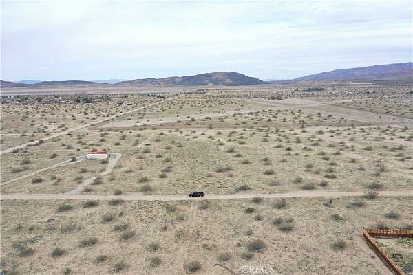 2.3 Acres of Residential Land for Sale in Joshua Tree, California