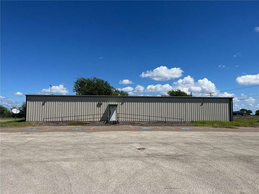 1.72 Acres of Improved Commercial Land for Sale in Odem, Texas