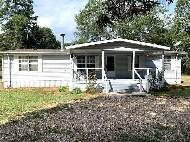 2.23 Acres of Residential Land with Home for Sale in Texarkana, Texas