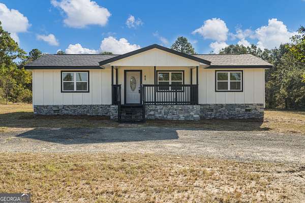 3.1 Acres of Residential Land with Home for Sale in Box Springs, Georgia