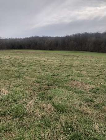 5 Acres of Residential Land for Sale in Chapmansboro, Tennessee