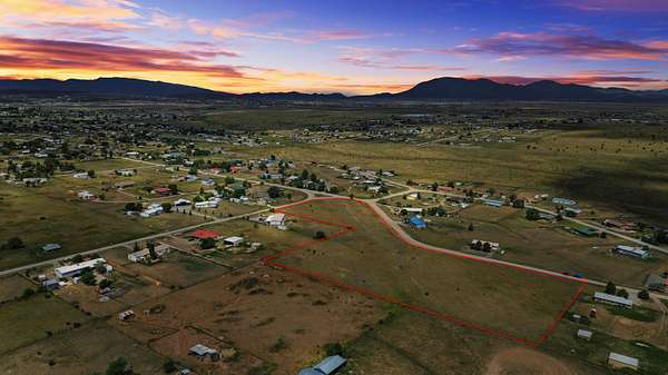 6.7 Acres of Residential Land for Sale in Edgewood, New Mexico