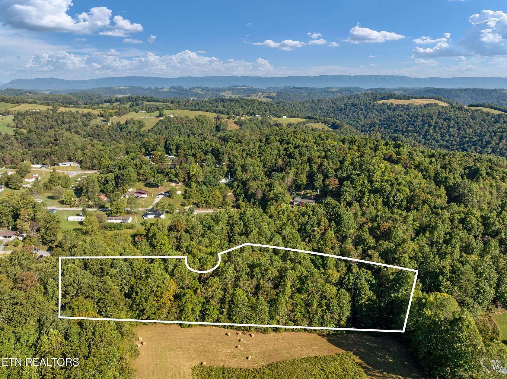 3 Acres of Residential Land for Sale in Tazewell, Tennessee