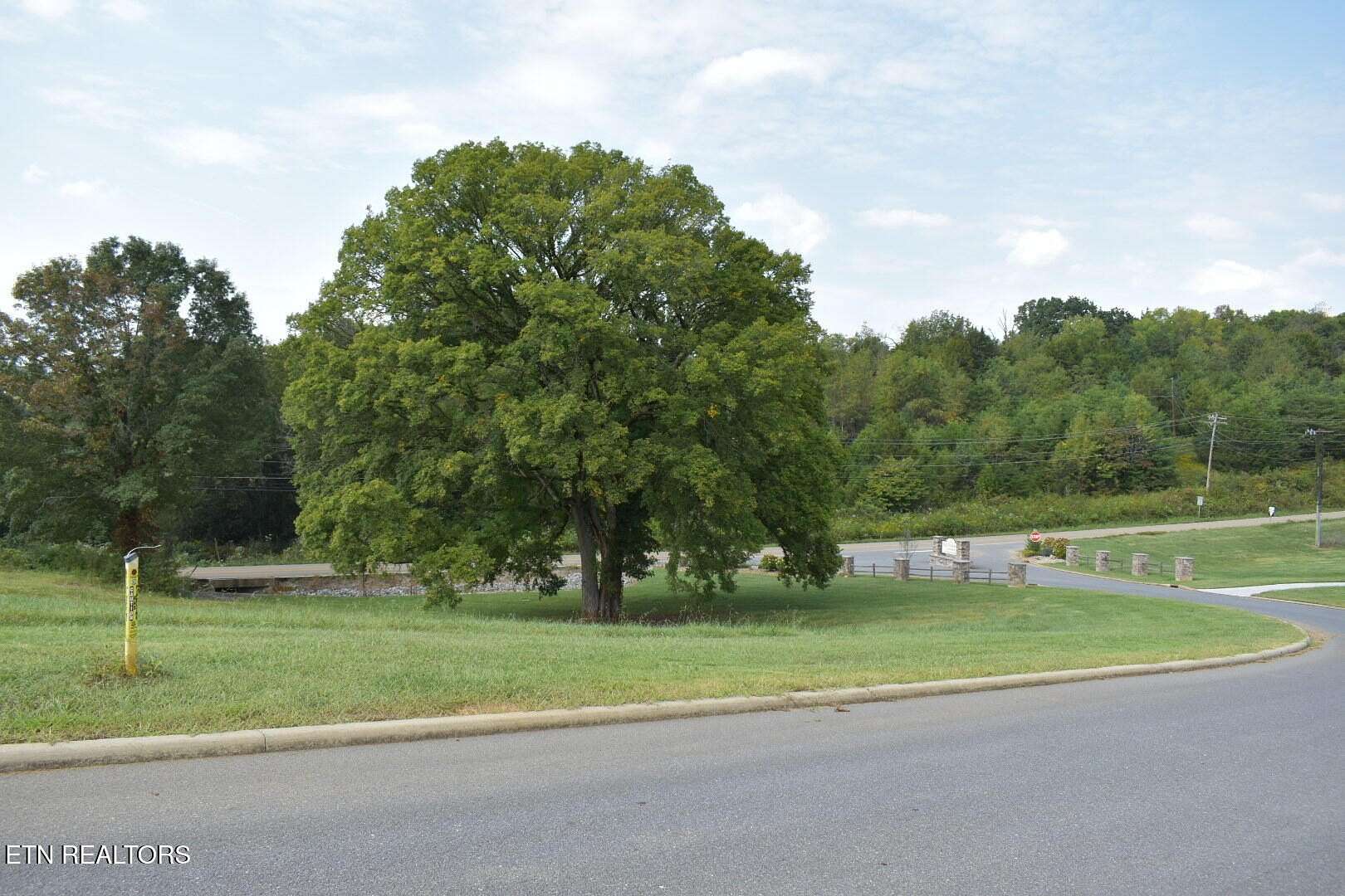 0.89 Acres of Residential Land for Sale in Dandridge, Tennessee