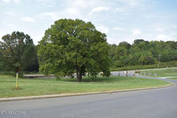 0.89 Acres of Residential Land for Sale in Dandridge, Tennessee