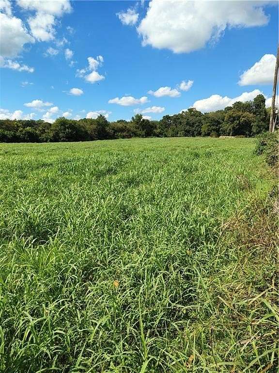 4 Acres of Residential Land for Sale in Gentry, Arkansas