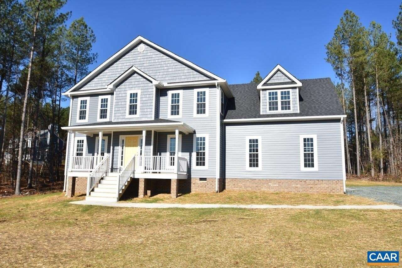 4.56 Acres of Residential Land with Home for Sale in Louisa, Virginia