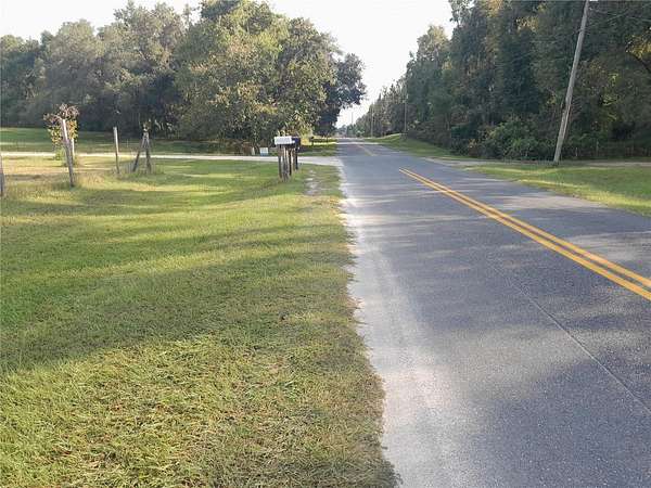 1.82 Acres of Land for Sale in Williston, Florida