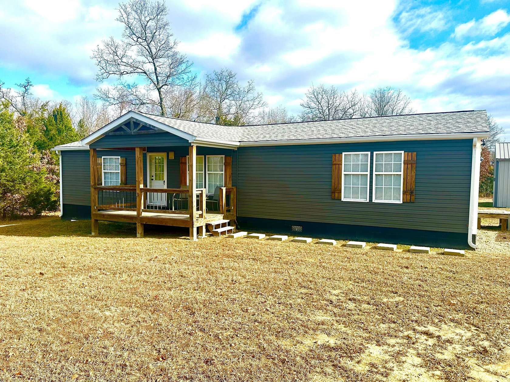 5.15 Acres of Residential Land with Home for Sale in Newburg, Missouri