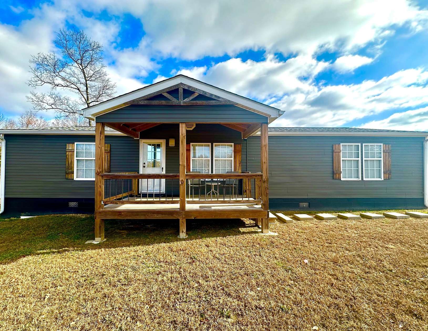 5.15 Acres of Residential Land with Home for Sale in Newburg, Missouri