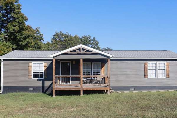 5.15 Acres of Residential Land with Home for Sale in Newburg, Missouri