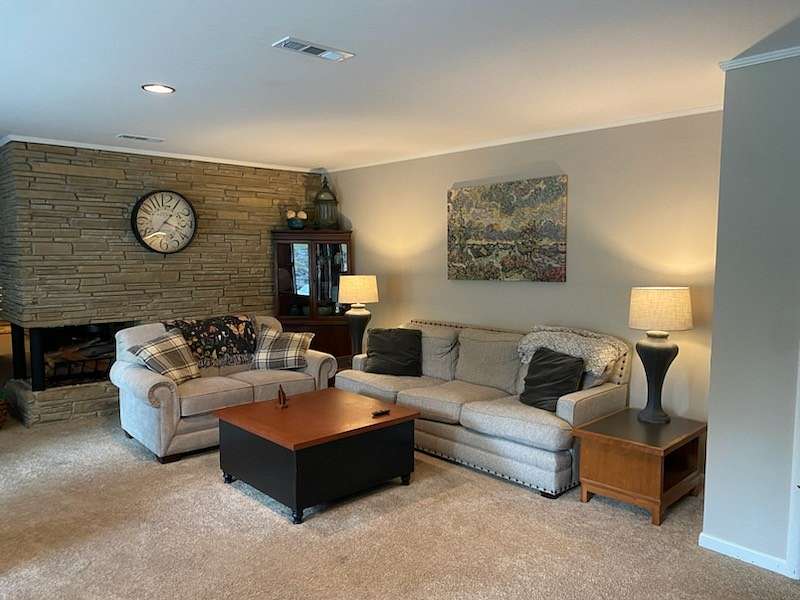 1.74 Acres of Residential Land with Home for Sale in Pulaski, Tennessee