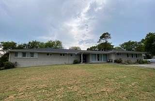 1.74 Acres of Land with Home for Sale in Pulaski, Tennessee