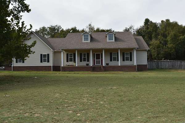 2.42 Acres of Residential Land with Home for Sale in Beebe, Arkansas