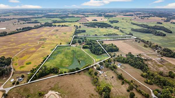 53 Acres of Land for Auction in Adairville, Kentucky