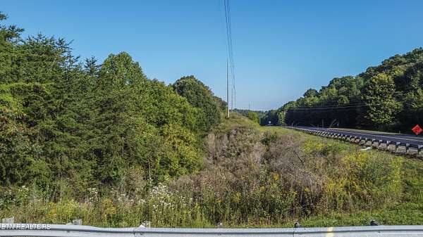 1.4 Acres of Residential Land for Sale in Loudon, Tennessee