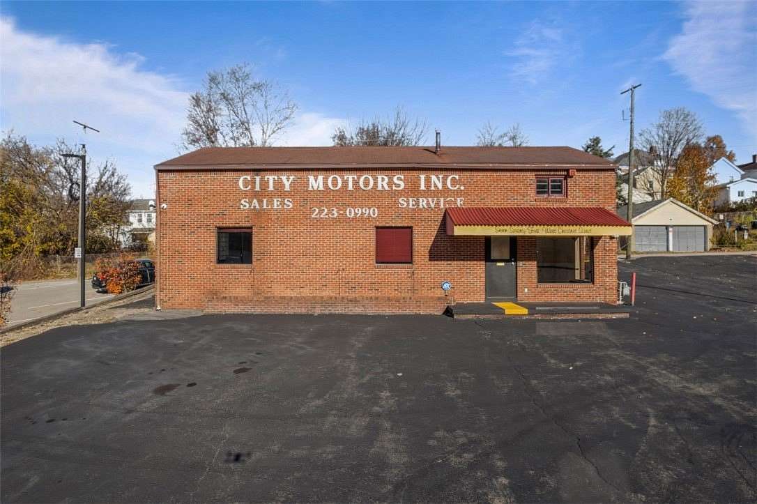 0.96 Acres of Mixed-Use Land for Sale in Washington, Pennsylvania
