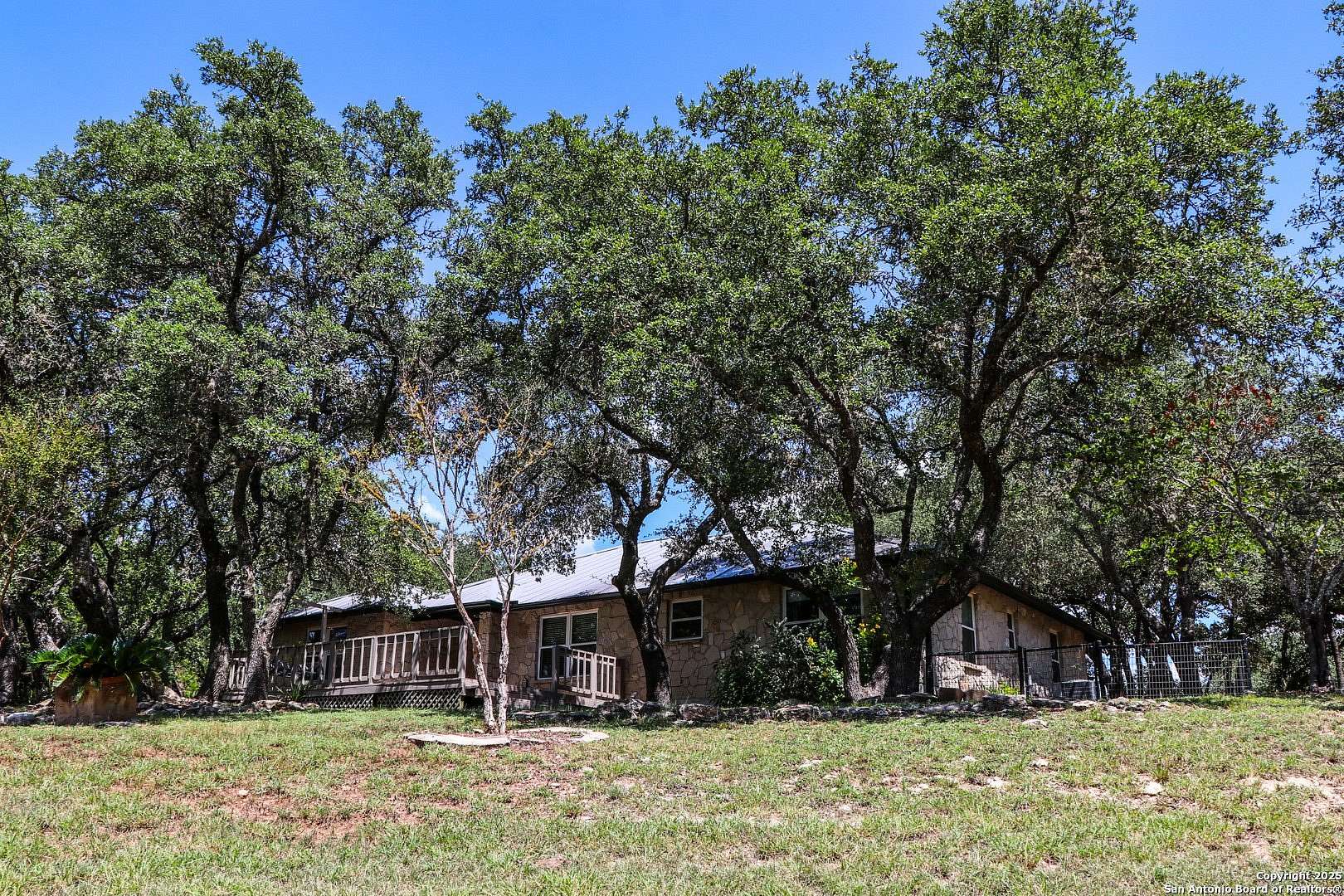 4.75 Acres of Residential Land with Home for Sale in Bergheim, Texas