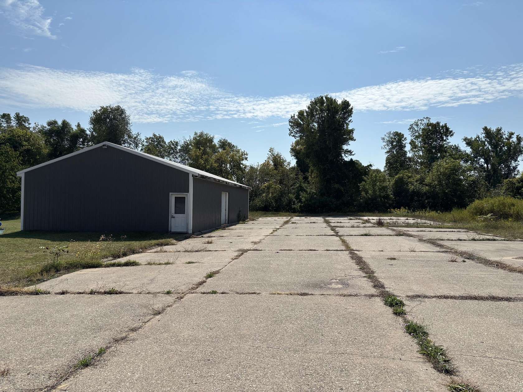 1.65 Acres of Improved Mixed-Use Land for Sale in Muskegon, Michigan