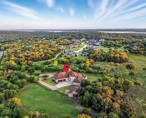 3 Acres of Residential Land with Home for Sale in Flower Mound, Texas