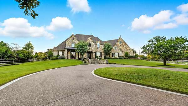 3 Acres of Land with Home for Sale in Flower Mound, Texas