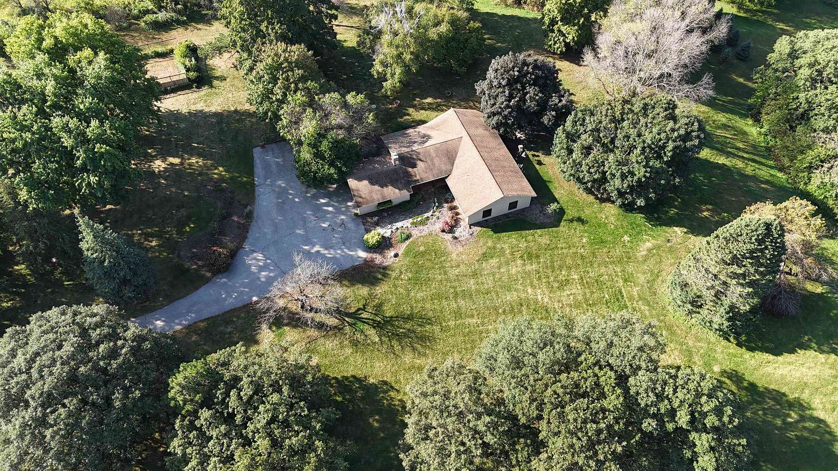 3 Acres of Residential Land with Home for Sale in Spencer, Iowa