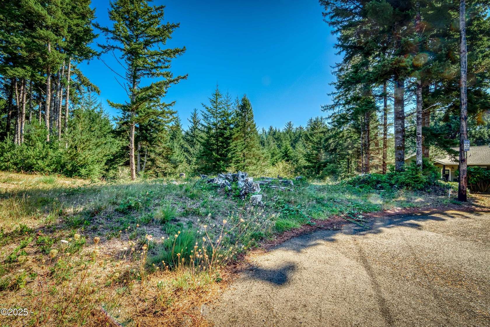 0.18 Acres of Residential Land for Sale in Waldport, Oregon