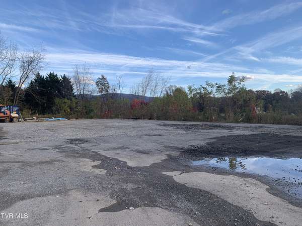 0.45 Acres of Commercial Land for Sale in Bluff City, Tennessee