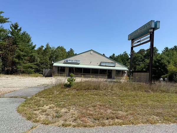3.63 Acres of Commercial Land for Lease in Winchendon, Massachusetts