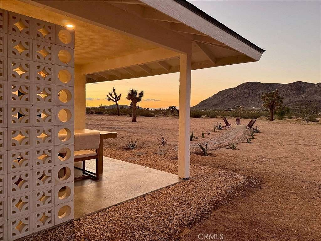 5 Acres of Residential Land with Home for Sale in Landers, California