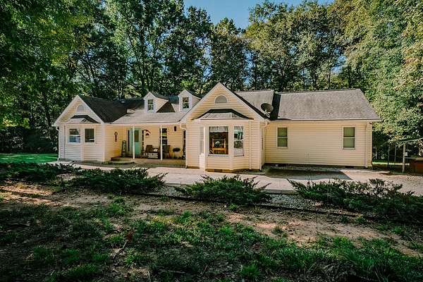 6 Acres of Residential Land with Home for Sale in Blacksburg, South Carolina