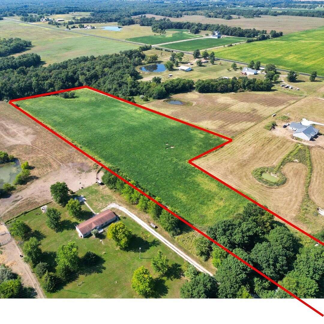 10 Acres of Land for Sale in Higbee, Missouri
