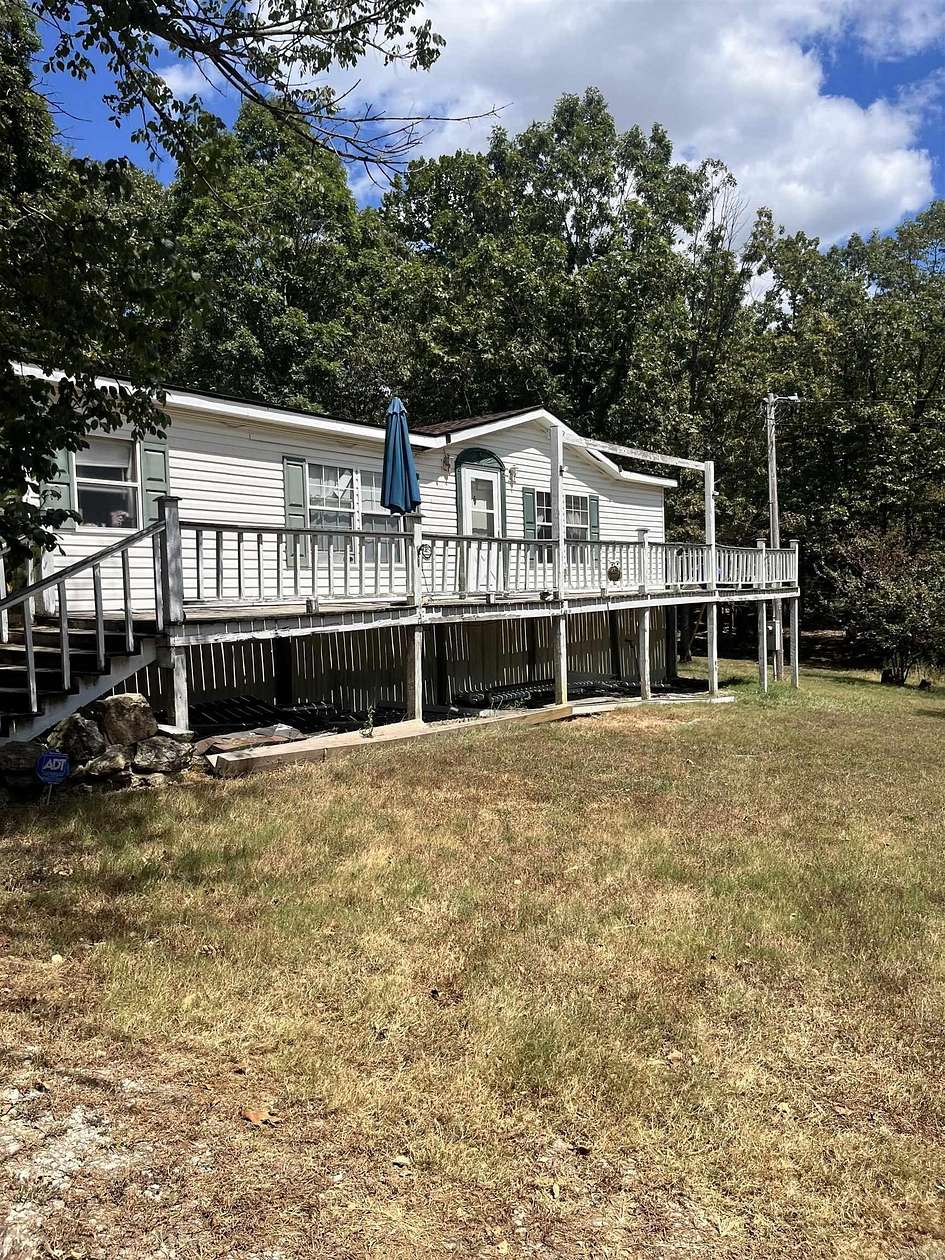 6.1 Acres of Residential Land with Home for Sale in Evening Shade, Arkansas