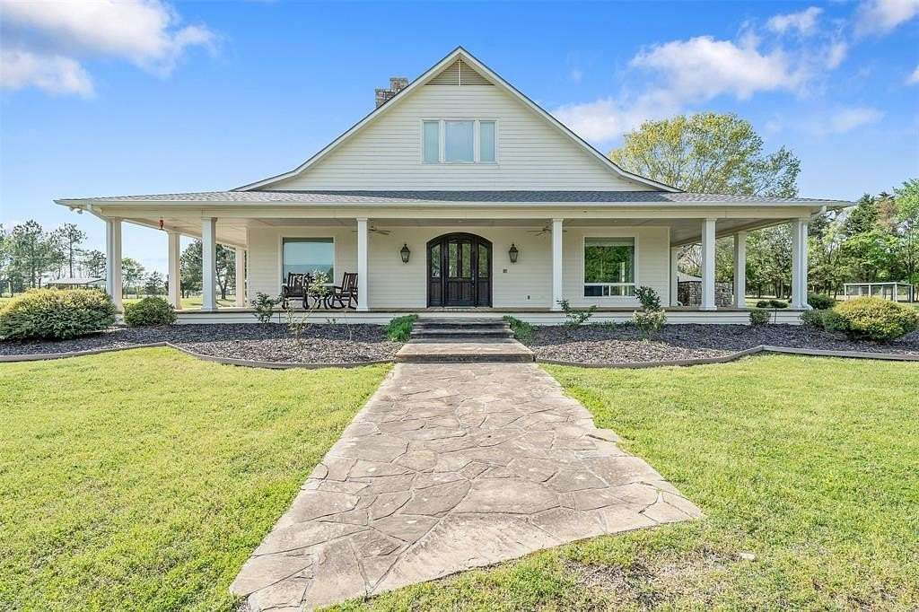 23.8 Acres of Recreational Land for Sale in Ben Wheeler, Texas